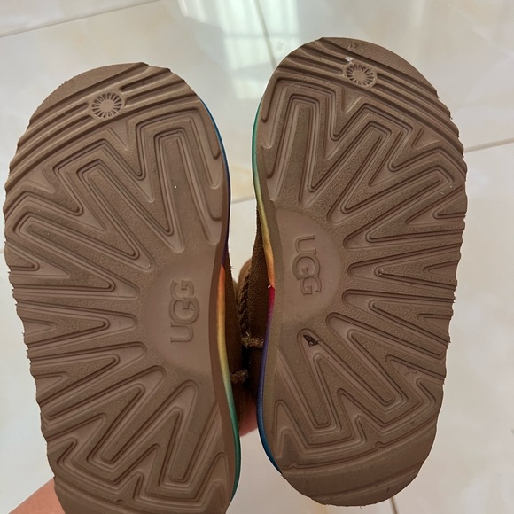 UGG Brown Boots with Multicolor Trim Toddler size 9 - Picture 5 of 6